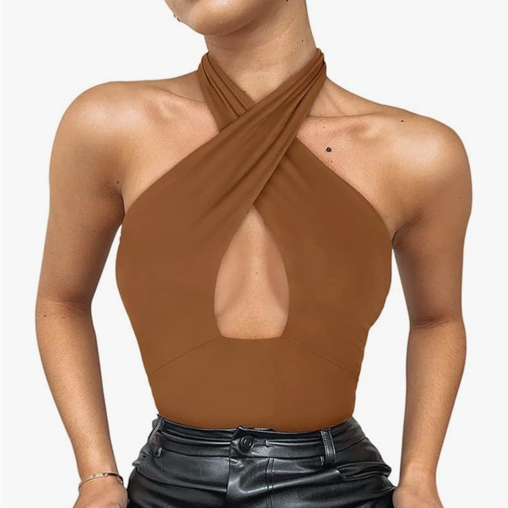 Reoria halter top